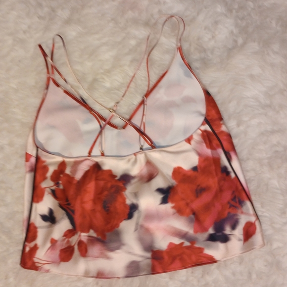 VICTORIA'S SECRET CAMI - Picture 3 of 16